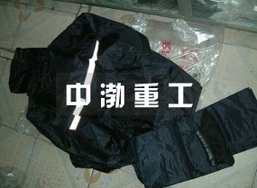 雨衣、雨鞋